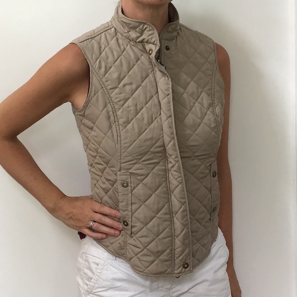 Van Heusen vest - Picture 2 of 8